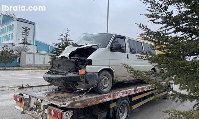 Karaman'da işçi servisi kaza yaptı! Çok sayıda yaralı