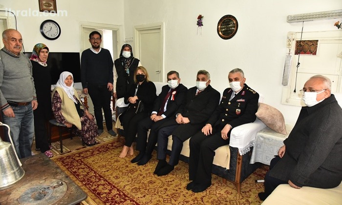 Karaman'da Şehit ailelerini ziyaret ettiler