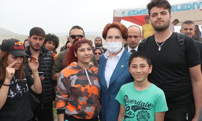 Meral Akşener Karaman'dan ayrıldı