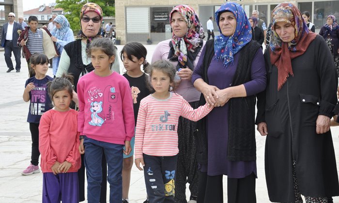 Karaman'da selde yaşamını yitiren 5 çocuk annesi toprağa verildi