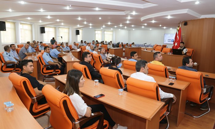 Karaman Belediyesi personeline uyuşturucu semineri