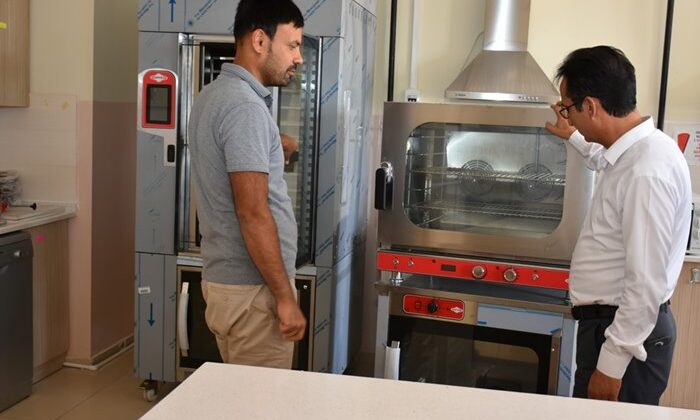 Karaman'da Okulda Mor Ekmek Üretilecek