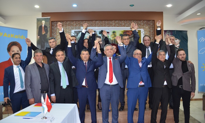 Karaman'da İYİ Parti Aday Adaylarını Tanıttı