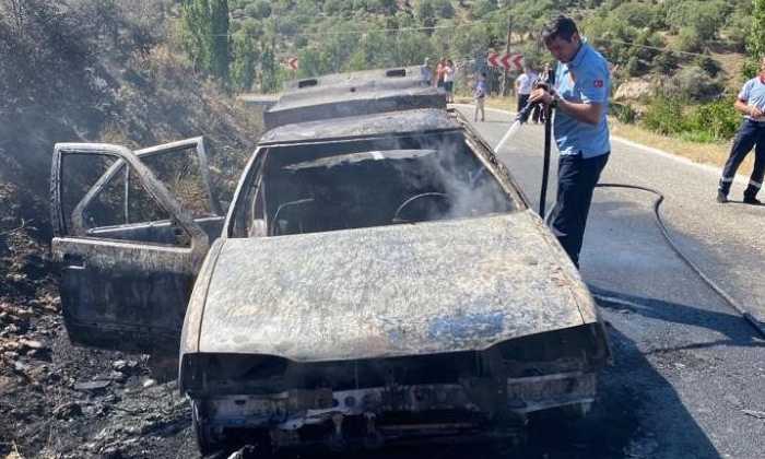 Karaman'da araç alev alev yandı