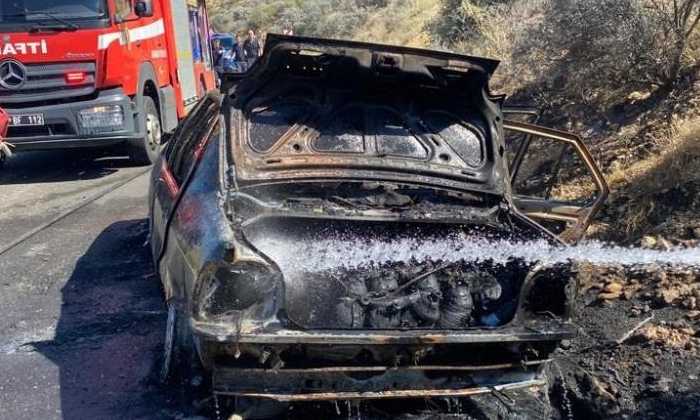 Karaman'da araç alev alev yandı